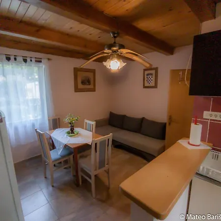 Kos Apartman Risika